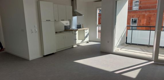 location Appartement T3 DE 64.3m² À ROUEN - Photo 2