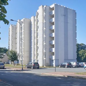 Appartement SABLE SUR SARTHE T2 - Photo 2