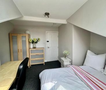 4 bedroom house share to rent - Photo 1