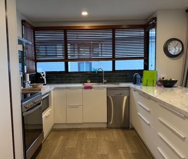 Stunning Views - Hairini - Photo 6