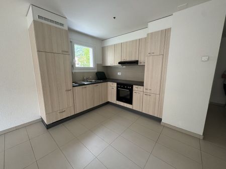 One month's net rent offered and a flat-rate contribution to moving costs - Photo 5