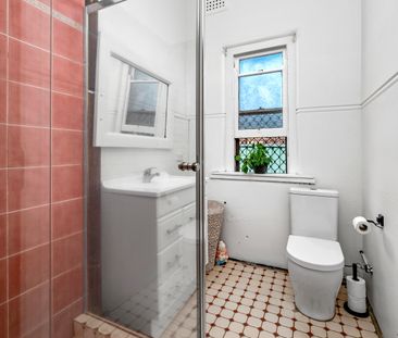 66 Valencia Street, Mayfield NSW 2304 - House For Rent | Domain - Photo 4