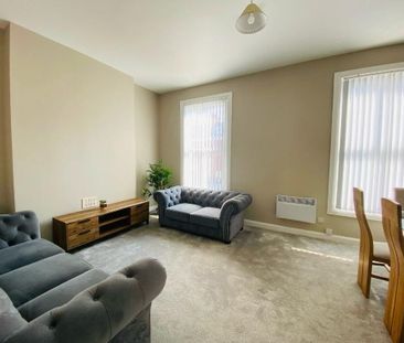 University Street, Room 7, All Bills Included, Belfast, BT7 1FZ - Photo 3