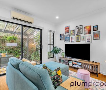 2/22, Goodwin Terrace, MOOROOKA, Rent – $750 per week - Photo 1