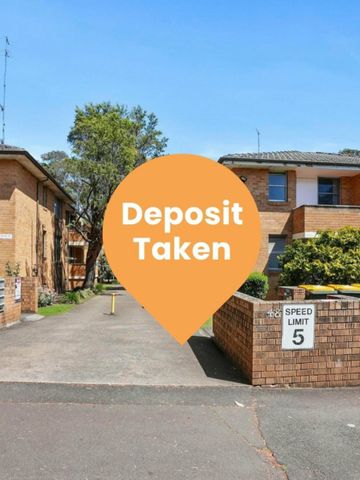 1 Bedroom Apartment - Photo 2