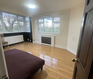 Room in a Shared Flat, Barnes Road, IG1 - Photo 3