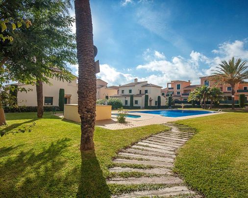 Apartment for rent in Javea - Photo 1