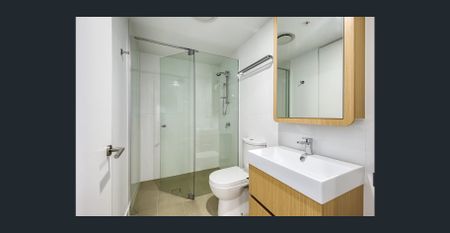 Stunning, Modern One Bedroom Apartment! - Photo 4