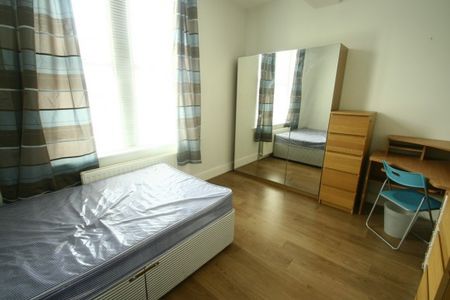 6 Bed - Sackville Road, Heaton, Ne6 - Photo 3