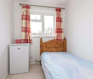 Egmont Road, Walton-on-thames, KT12 - Photo 2