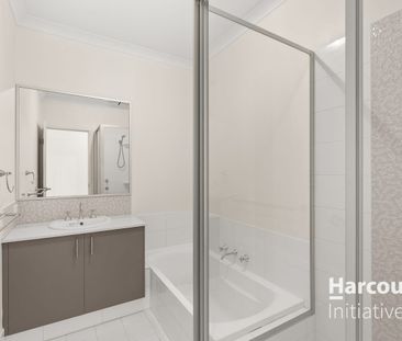 Family Home - Photo 5