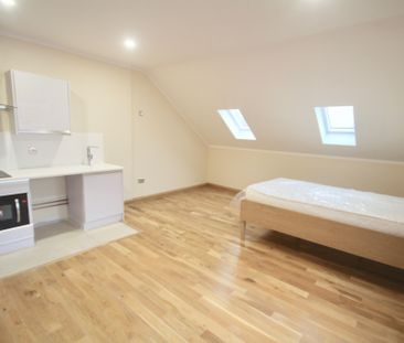 A one bedroom first floor property in the heart of Normanton Road. ... - Photo 1