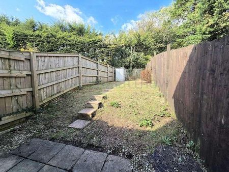 St. Davids Close, Brackla, Bridgend, Bridgend County, CF31 - Photo 3