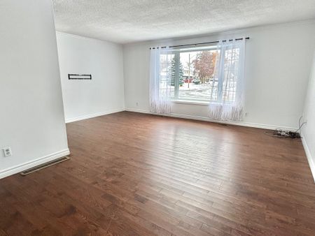 For Lease - 18 Hope Crescent, Belleville, Ontario - Photo 5