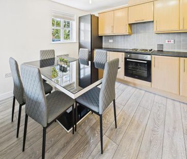 2 bedroom flat to rent - Photo 5