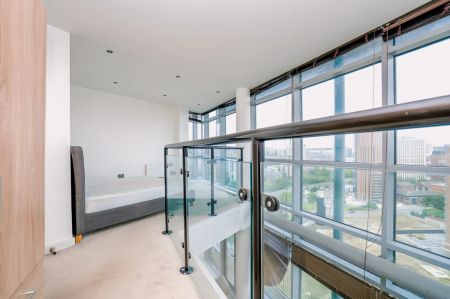 3 Bed 1 Bath - Photo 4