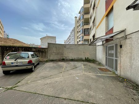 Location Appartement 2 pièces 42m² - Photo 5