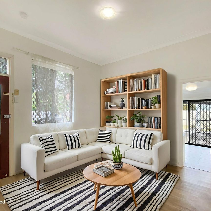 2 Bedroom Home! - Photo 1