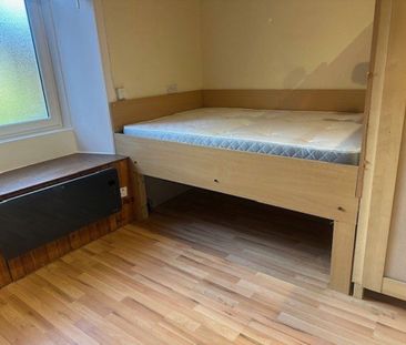 1 Bed Studio - Photo 3