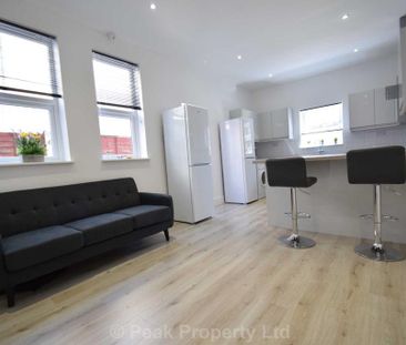 1 bedroom in a house share to rent - Photo 3