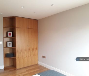 2 bedroom flat to rent - Photo 6