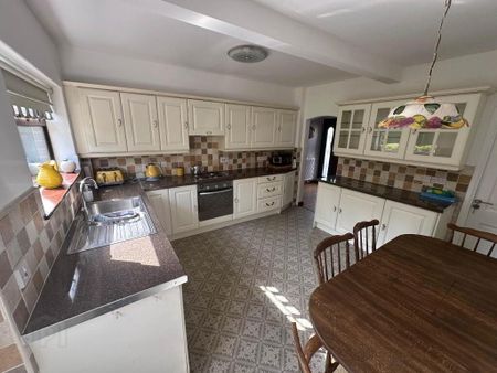 11 Slemish Way, Belfast, BT11 8GW - Photo 4