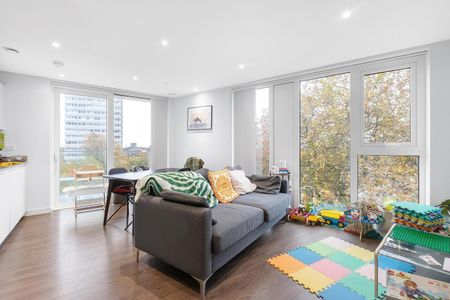 2 Bed Flat, The Shoreline Building, N4 - Photo 2