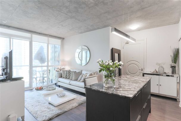 For Lease - 88 Blue Jays Way Unit# 1701, Toronto, Ontario - Photo 1