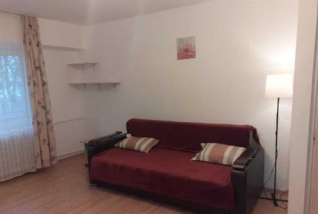 Muncii parter cu boiler strada mieilor - Fotografie 3