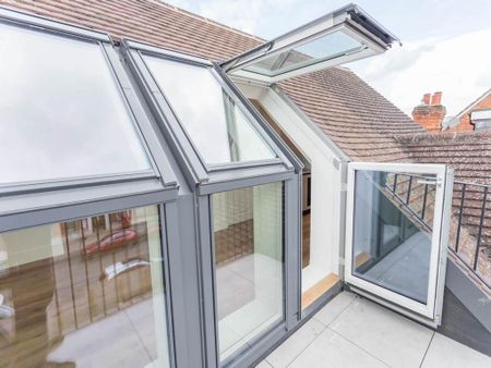 1 bedroom flat to rent - Photo 3