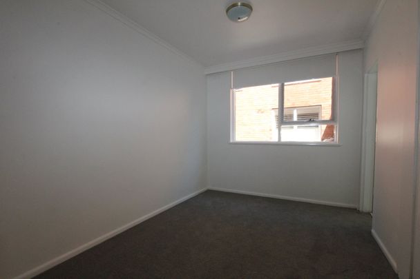 ONE-BEDROOM METRES FROM THE BEACH - Photo 1