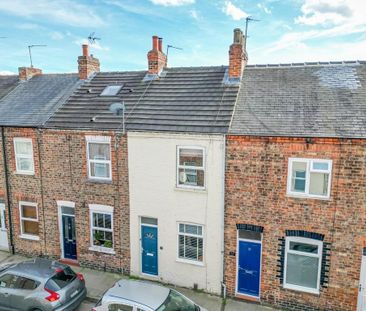 2 bedroom terraced house to rent - Photo 2