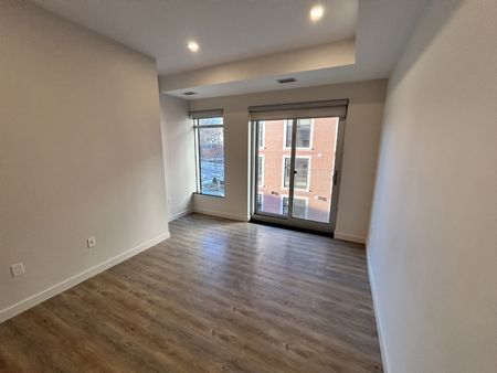 1363 Hollis St, Apt 302 - Photo 2