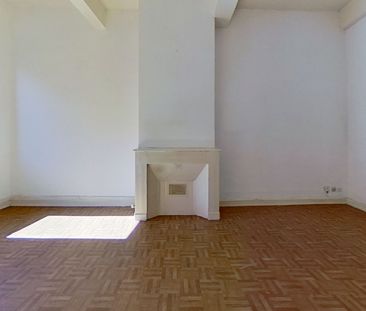 Location Appartement 2 pièces 56m² - Photo 1