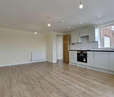 Brockhurst Road, Gosport - Photo 4