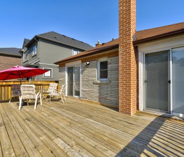 For Lease - 97 Edgecroft Road, Toronto, Ontario - Photo 3