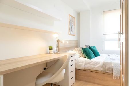 Avenida del Cardenal Herrera Oria, Madrid, Community of Madrid 28034 - Photo 2