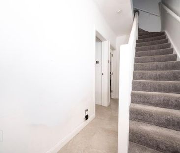 32 Harleston Street, Belfast, BT9 5FS - Photo 6