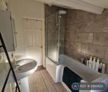 3 bedroom terraced house to rent - Photo 1