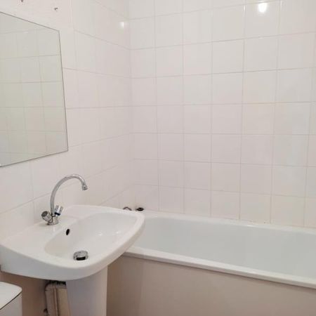 Location Appartement 2 pièces 38m² - Photo 4