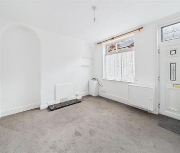 3 bedroom End of terrace house to rent - Photo 3