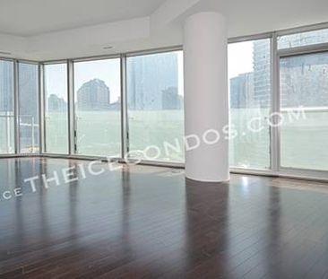 12 YORK STREET - THE ICE CONDOS - 2 BEDROOM W/LAKEVIEWS + PARKING - Photo 1