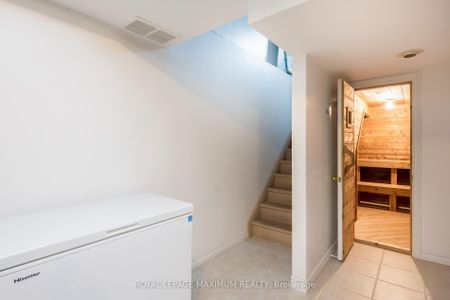 For Lease - 195 Gidleigh Park Crescent, Vaughan, Ontario - Photo 3