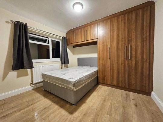 1 bedroom semi-detached house to rent - Photo 1