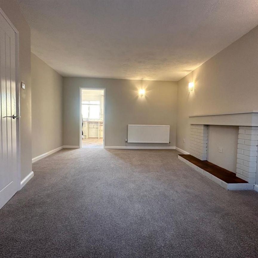 3 bedroom House To Let - Photo 1