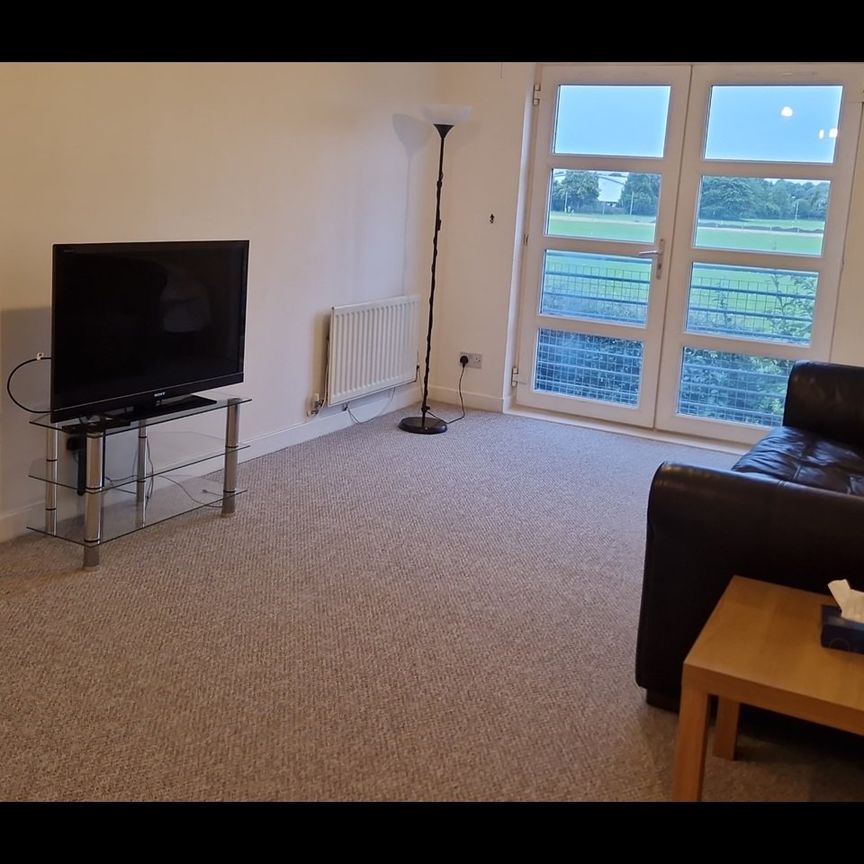 2 Bed Flat, Gylemuir Road, EH12 - Photo 1