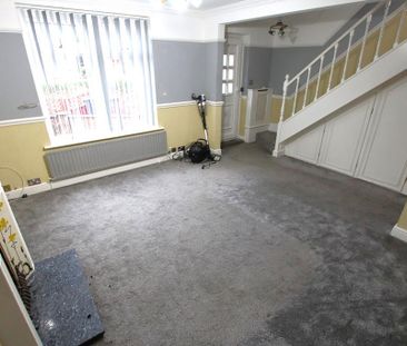 3 bedroom end of terrace house to rent - Photo 4