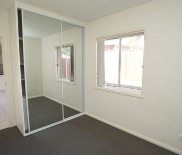 Modern & Private 2 Bedroom Granny Flat! - Photo 2