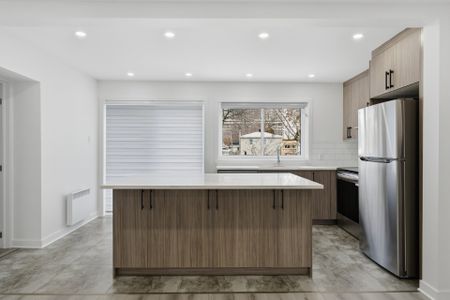 Apartment for rent, Laval (Chomedey) - Photo 2