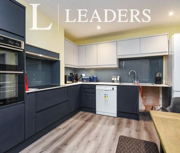 1 bedroom in a house share to rent - Photo 4